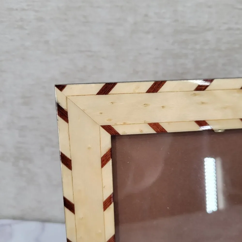 Natalini Italian 5×7 Striped Wooden Picture Photo Frame - Brown and Cream Wood